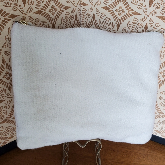 Vintage COLORful beaded wool clutch - Picture 3 of 9